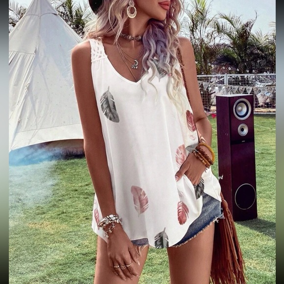 Boho feather print crochet back sleeveless top - Picture 2 of 8